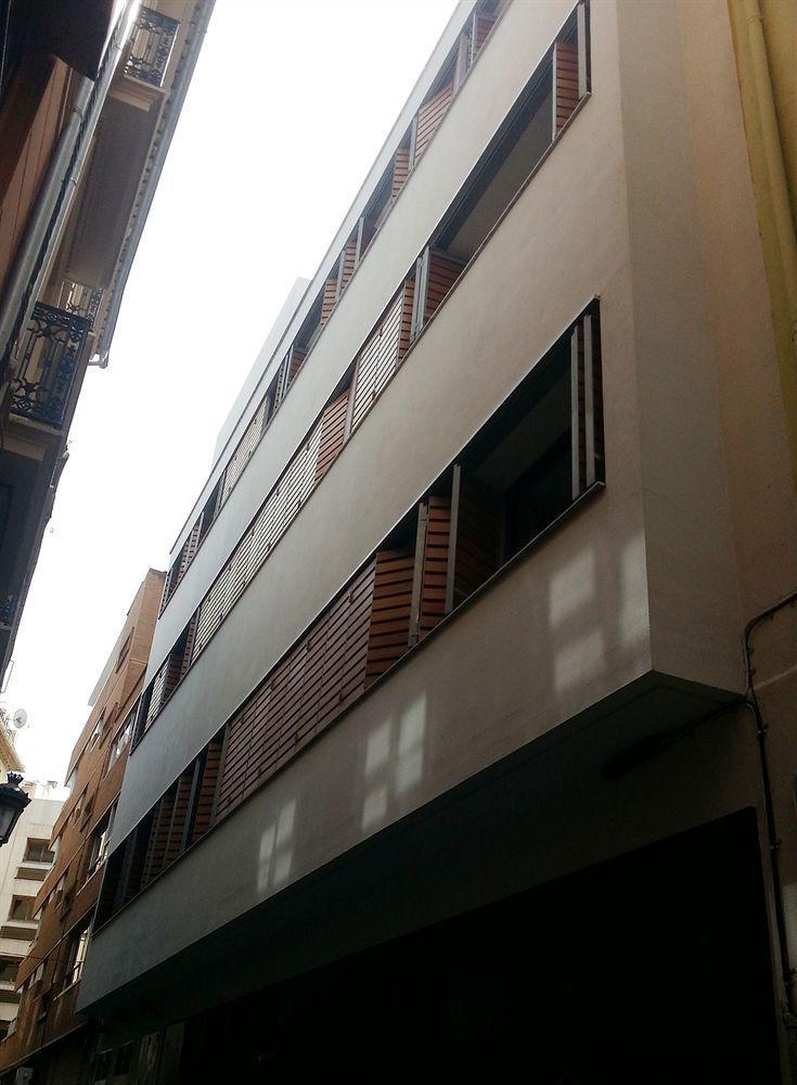 Living Valencia Apartments - Merced Kültér fotó
