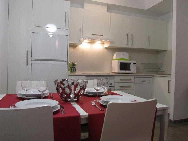 Living Valencia Apartments - Merced Kültér fotó