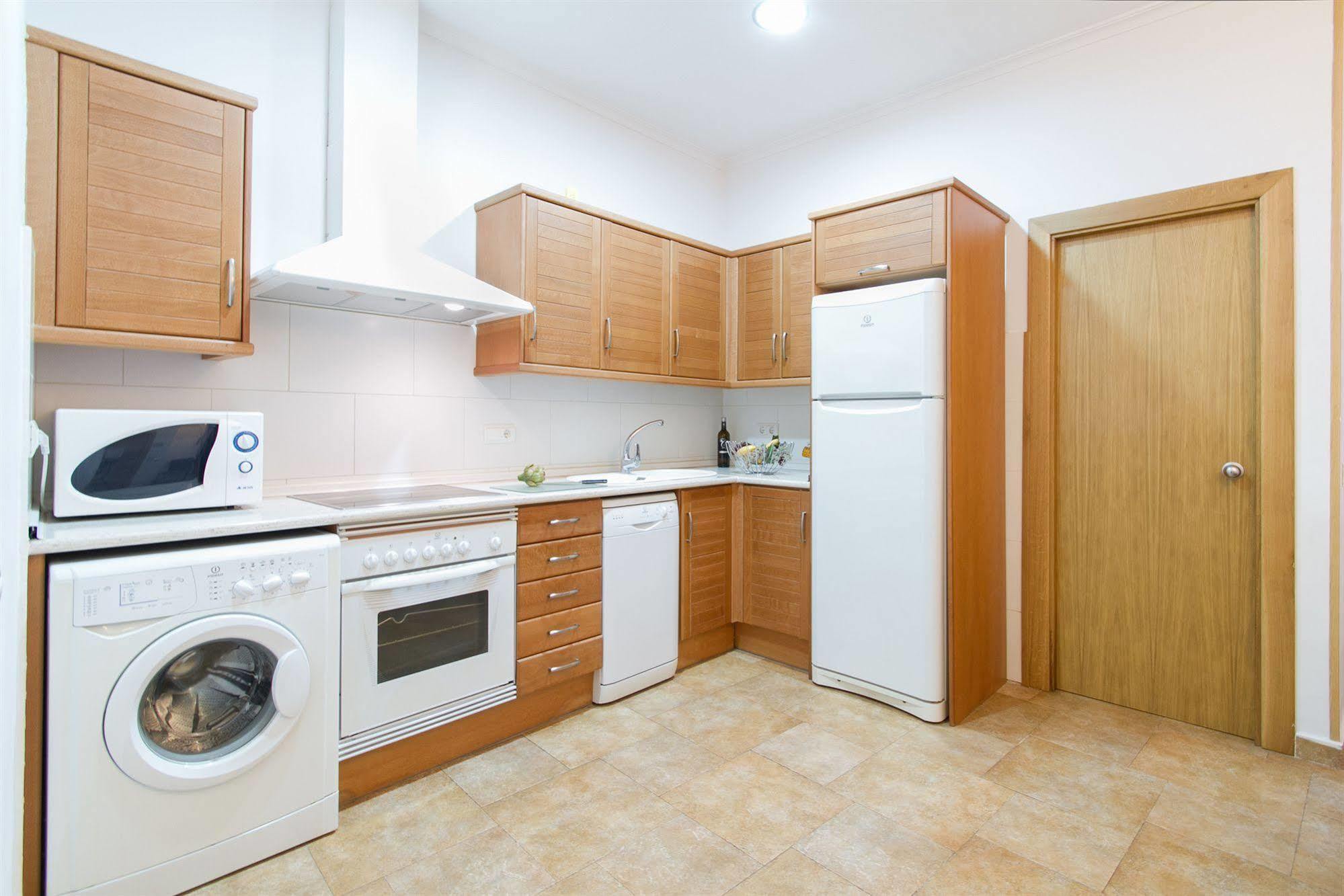 Living Valencia Apartments - Merced Kültér fotó